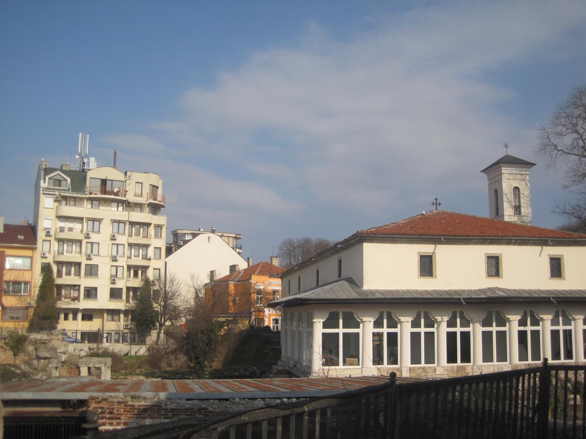 Nadejda